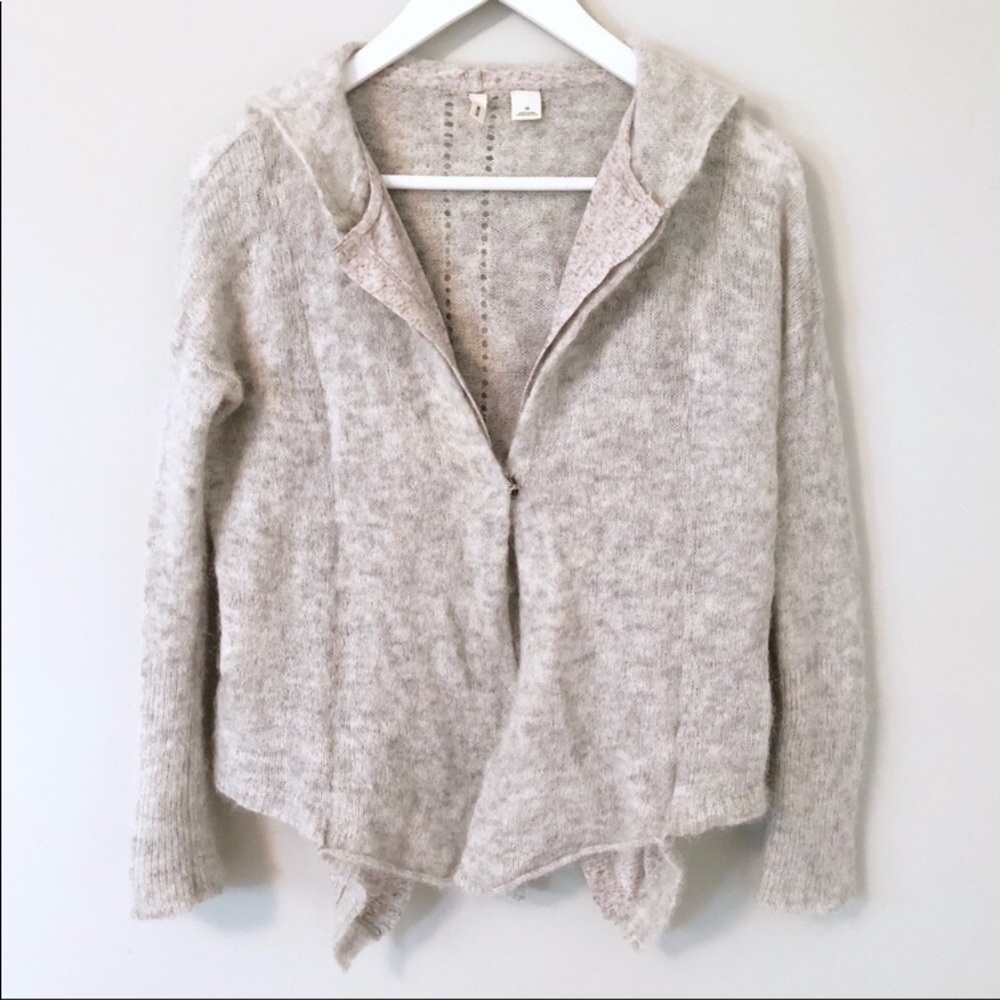 Anthro. Moth Light gray Hooded Sweater sz S ✨